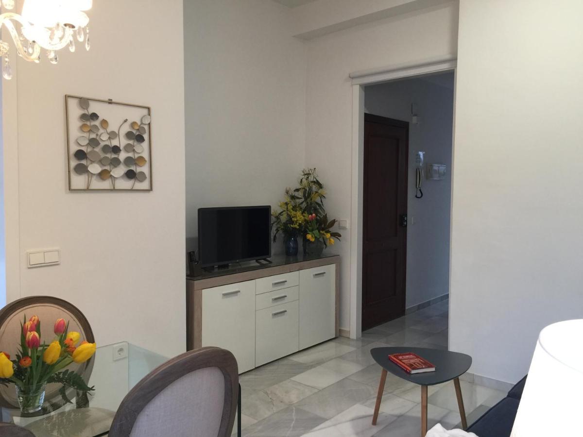 Apartamentos Alfonso XIII Cordoba Exterior photo