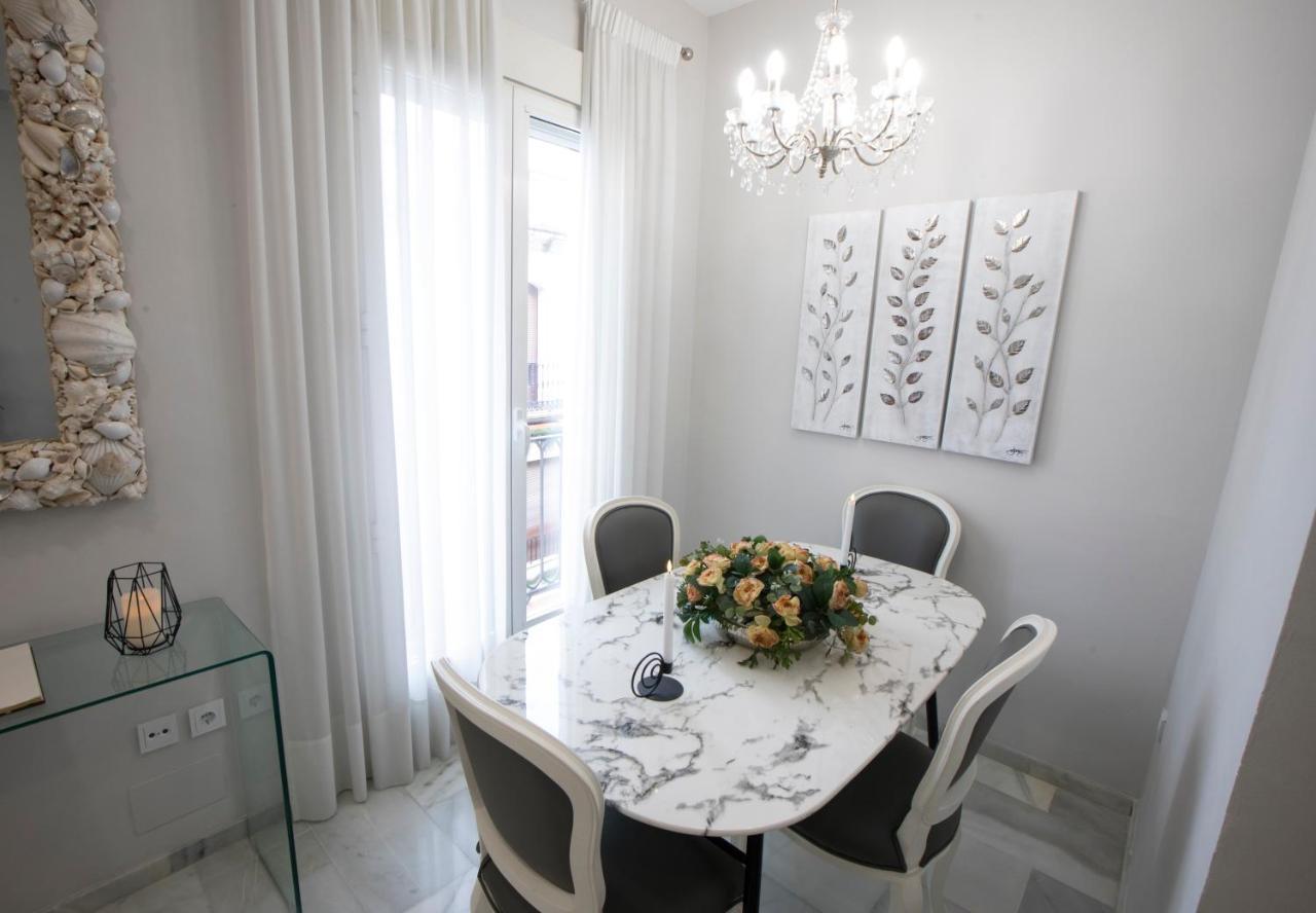 Apartamentos Alfonso XIII Cordoba Exterior photo