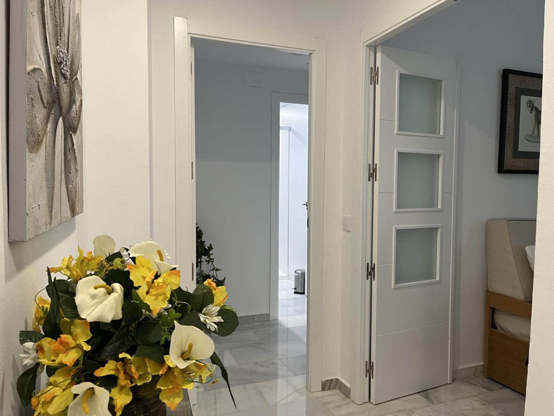 Apartamentos Alfonso XIII Cordoba Exterior photo